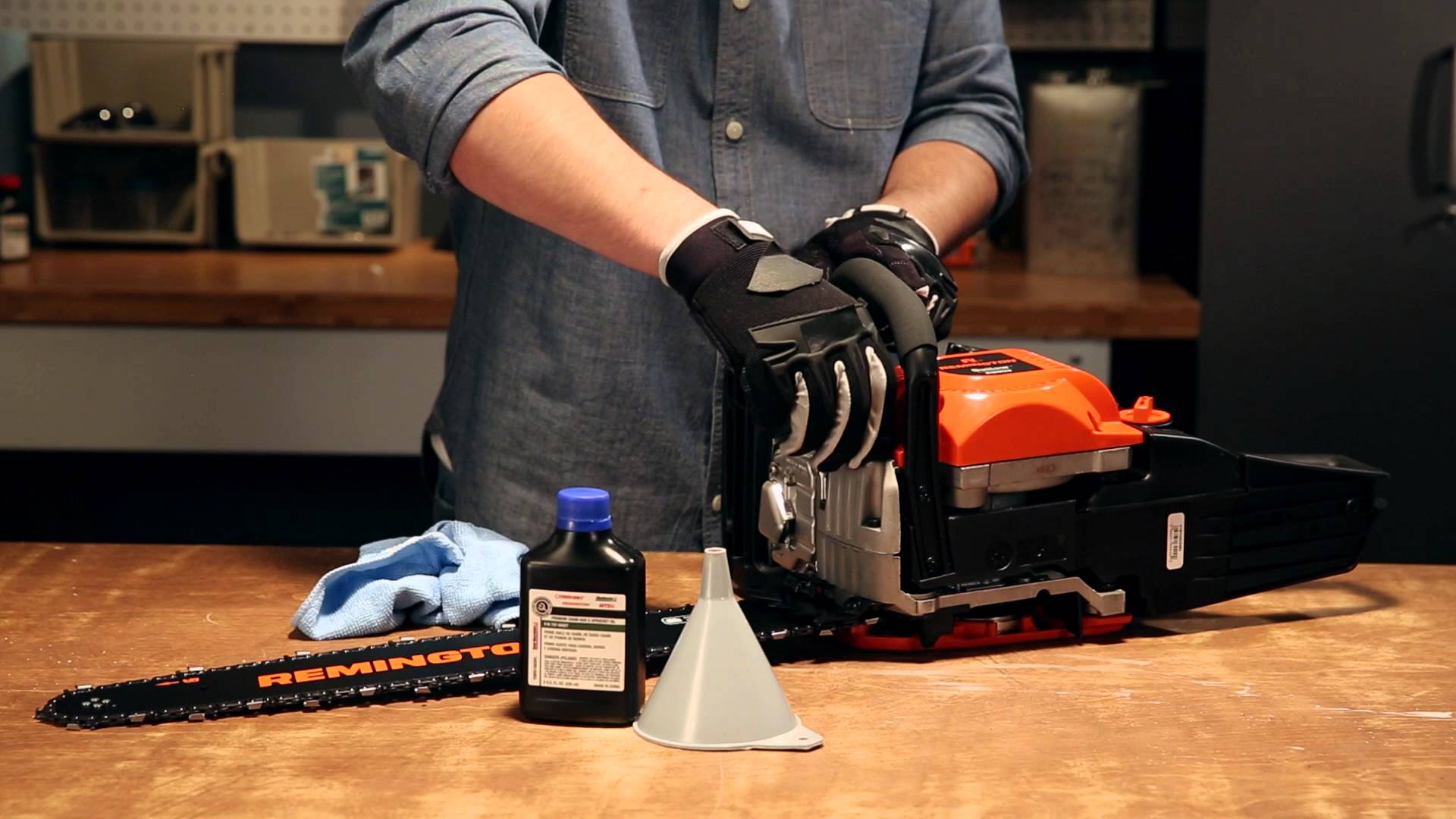 How to Lubricate Chainsaw Chains: Expert Tips for Smooth Cutting